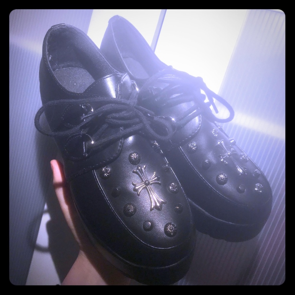 Platform shoes